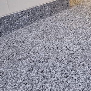 flake-epoxy-flooring-coving-nz-toilets2 flake-epoxy-flooring-coving-nz-toilets2