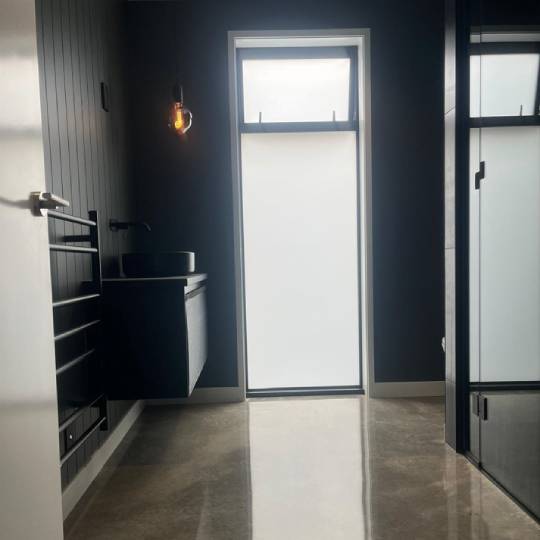 Marble Exposure polished concrete NZ Grinders Warehouse Tauranga 8 Marble Exposure polished concrete NZ Grinders Warehouse Tauranga bathroom